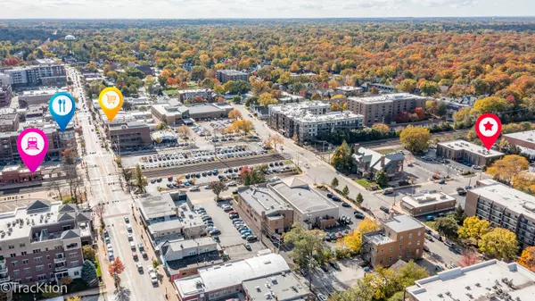 Downers Grove, IL 60515,1121 WARREN AVE #200