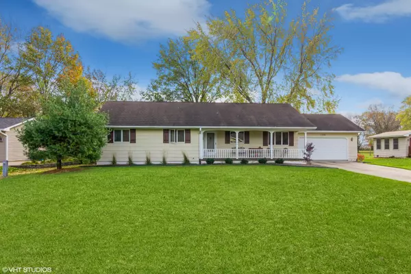 1706 Fairside DR, Sandwich, IL 60548