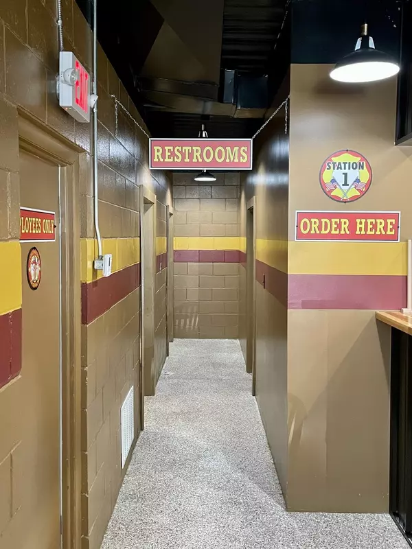 Casey, IL 62420,10 NE 1st ST