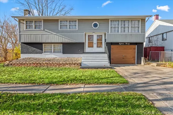 1890 Reichert AVE, Sauk Village, IL 60411