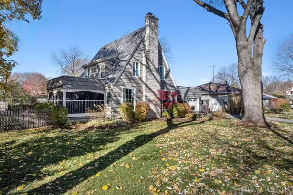 Aurora, IL 60506,27 S Evanslawn AVE