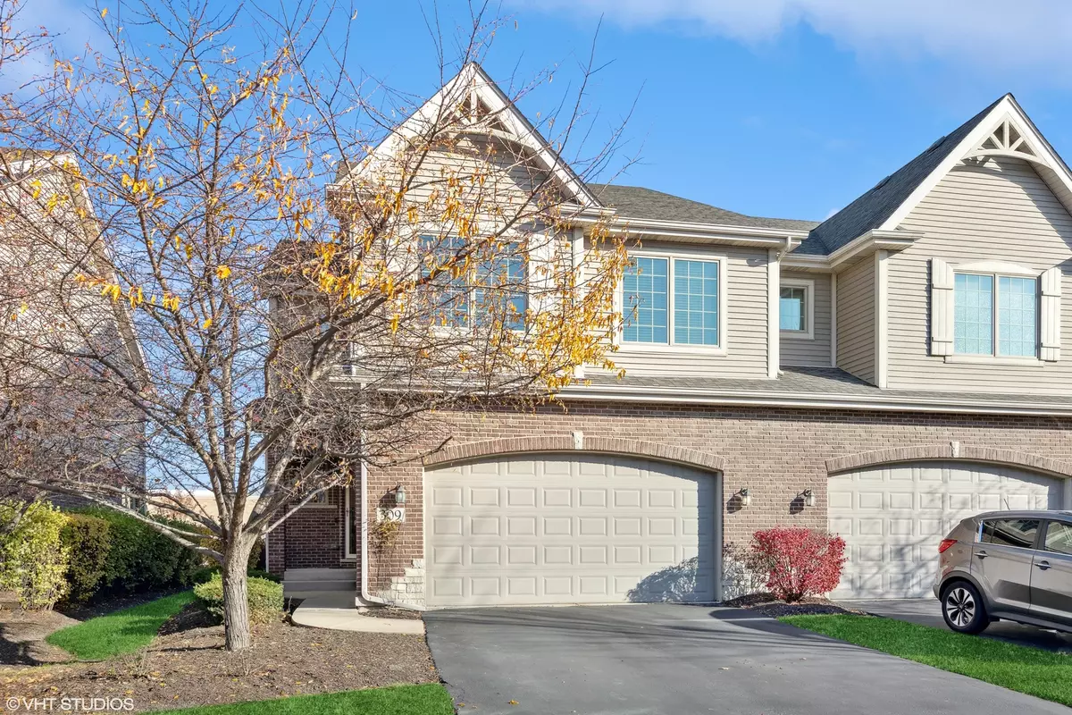 Itasca, IL 60143,309 Nicole WAY