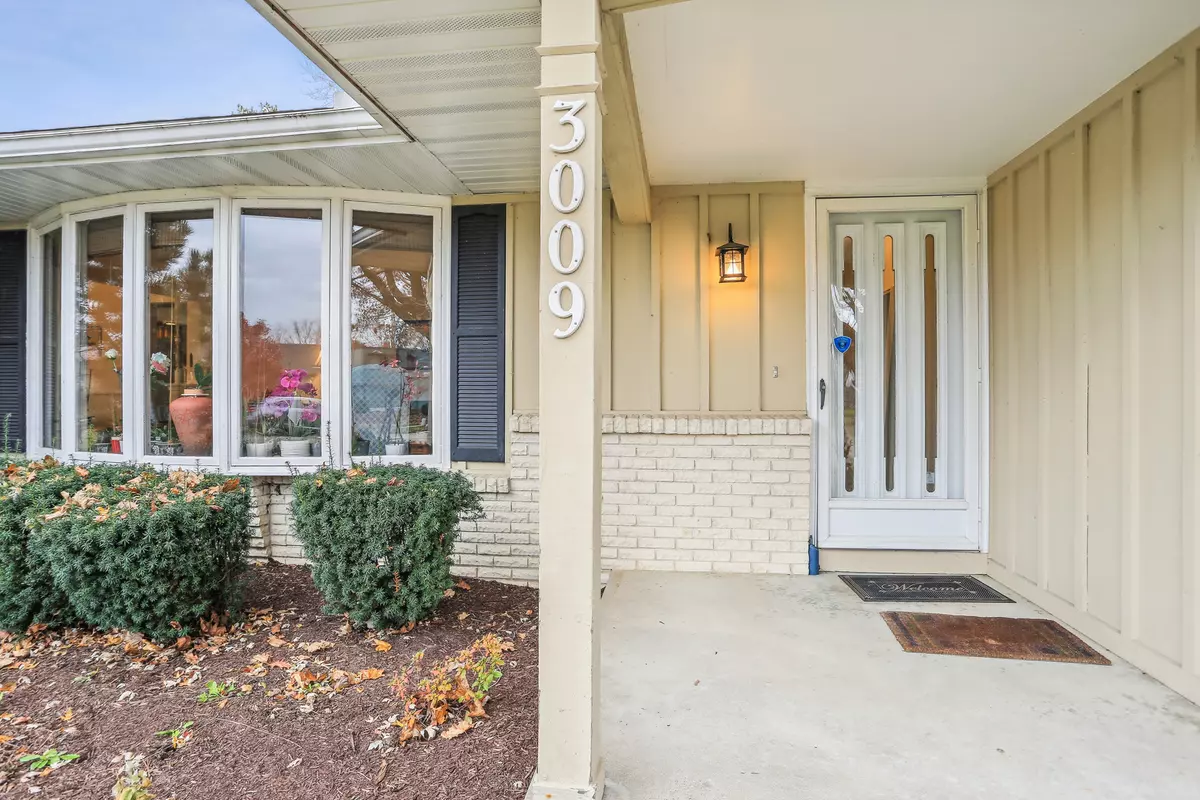 Champaign, IL 61822,3009 Valleybrook DR