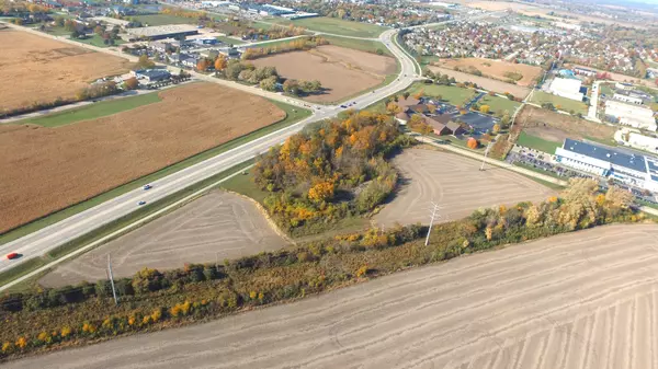 Sycamore, IL 60178,1452 Bethany RD