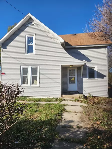 6798 S State Route 1 ST, St. Anne, IL 60964