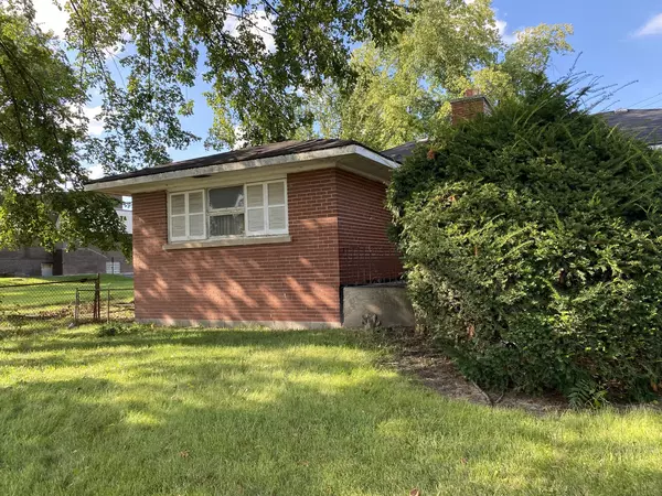 Ford Heights, IL 60411,999 E 14th ST