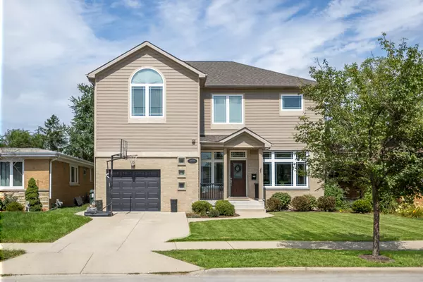 1204 Devon AVE, Park Ridge, IL 60068