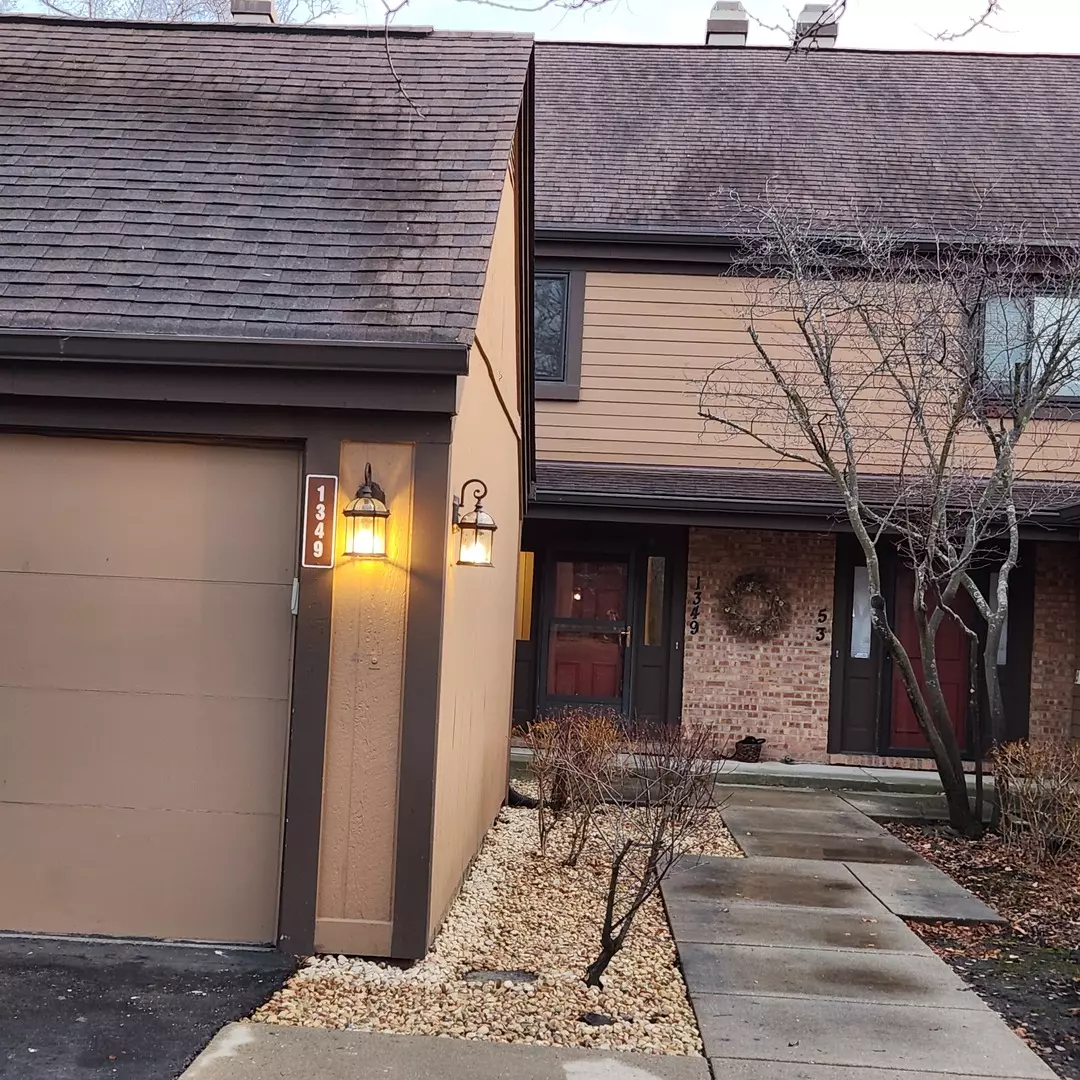 Buffalo Grove, IL 60089,1349 Bristol LN