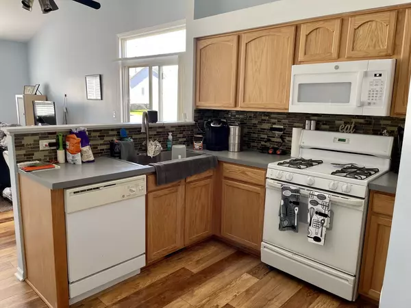 Montgomery, IL 60538,2826 Troon DR