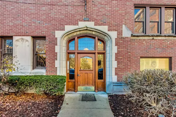 Oak Park, IL 60301,1103 Holley CT #301