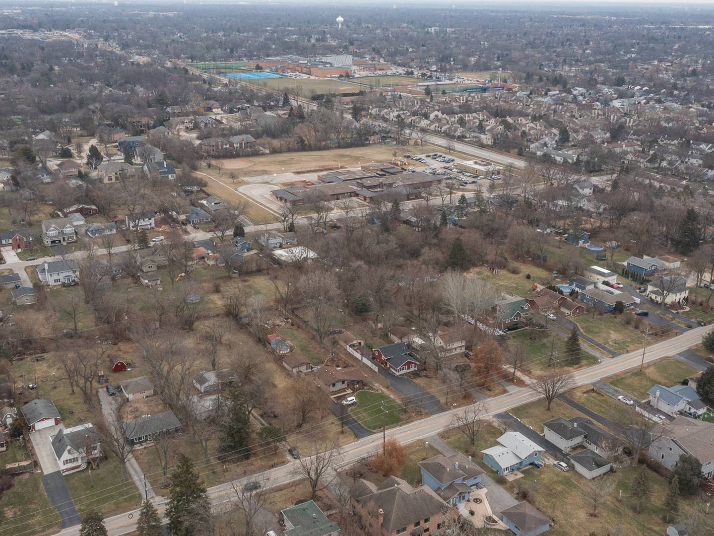 Downers Grove, IL 60516,6111 Woodward AVE