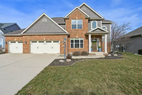 606 Silver Lake CT, Savoy, IL 61874
