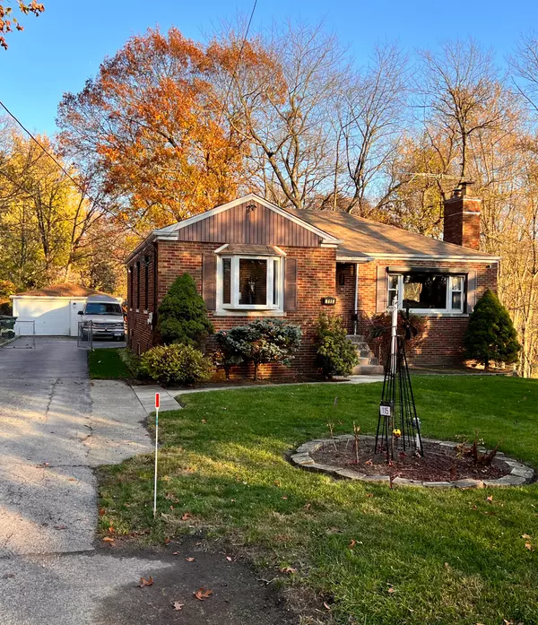 115 S Wabash AVE, Glenwood, IL 60425