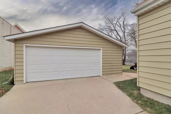 Oregon, IL 61061,203 S 5th ST