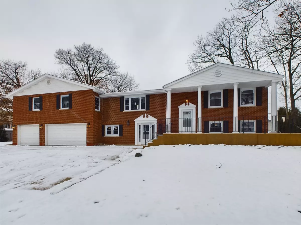 Palos Hills, IL 60465,8936 W 99th PL