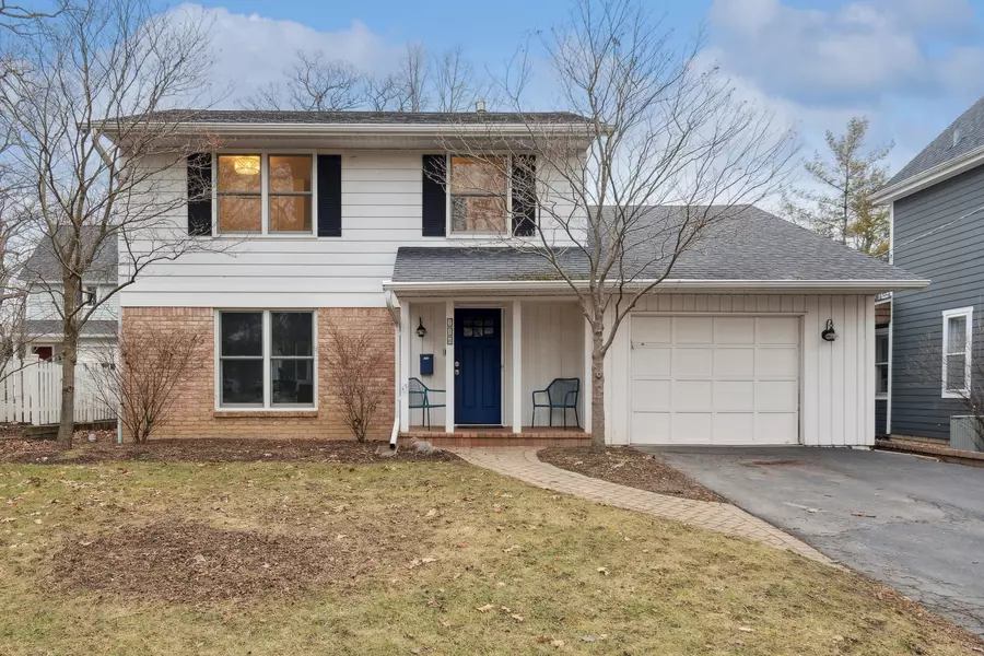 116 E North AVE, Lake Bluff, IL 60044