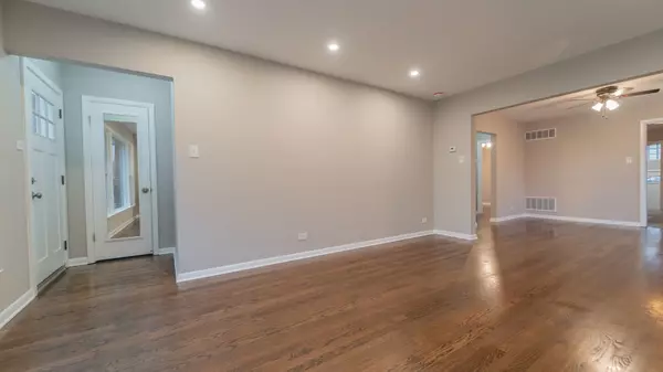 Chicago Heights, IL 60411,188 Hawthorne LN