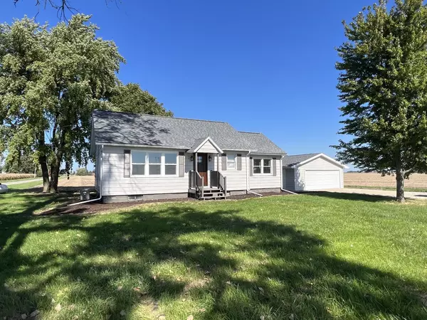1980 W Grand Ridge RD, Mazon, IL 60444