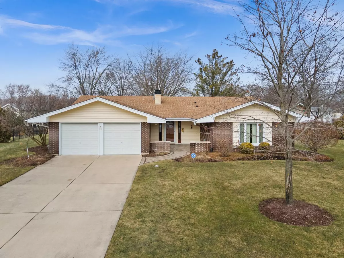 Glen Ellyn, IL 60137,23W302 Cambridge CT