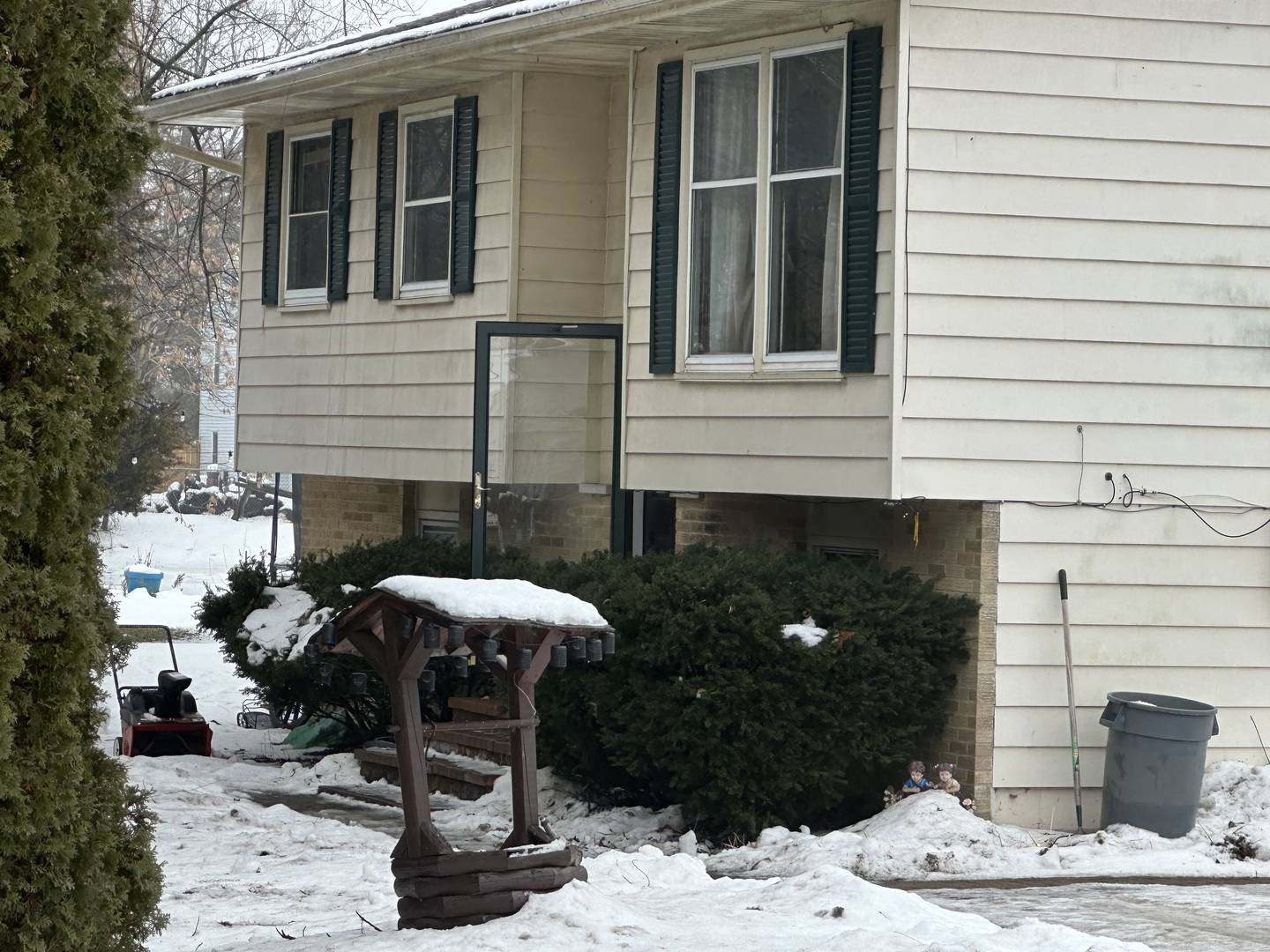 109 N Channel DR, Round Lake Beach, IL 60073
