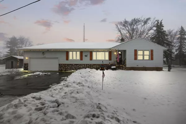 30810 Weiler RD, Burlington, WI 53105