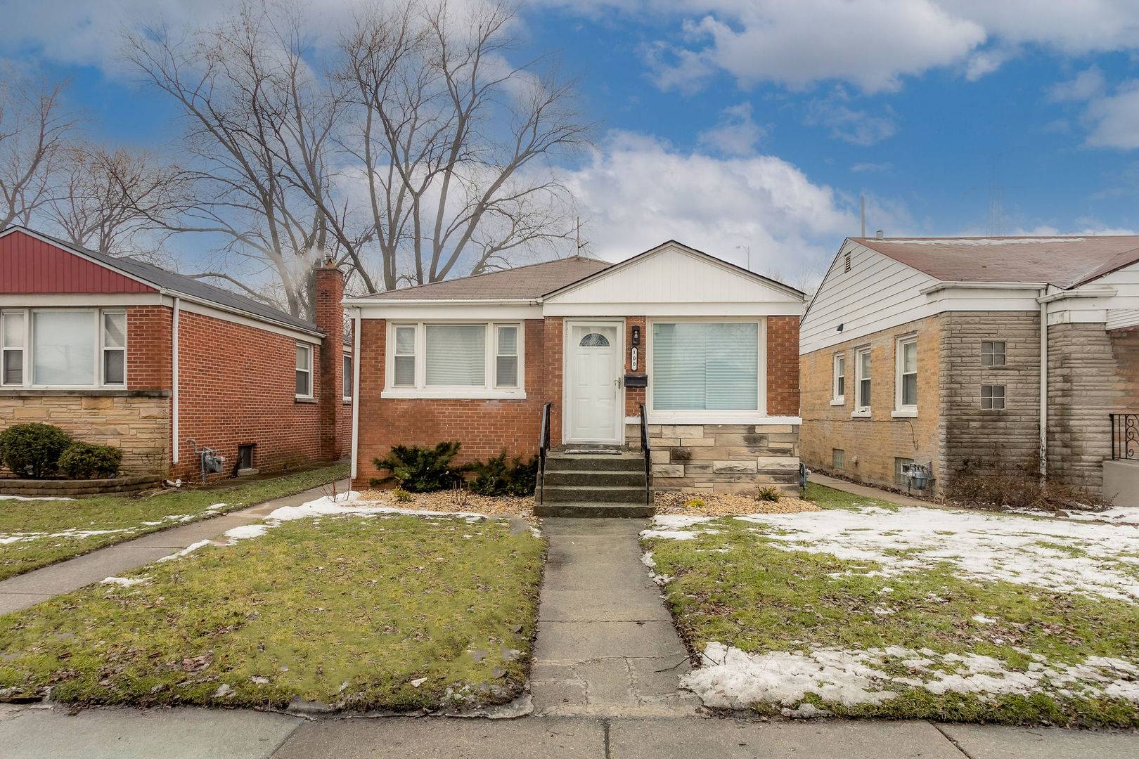 100 Frederick AVE, Bellwood, IL 60104