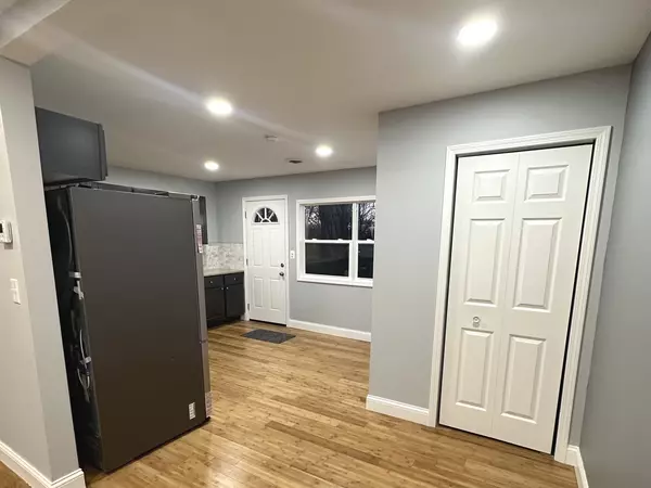 Sauk Village, IL 60411,2458 222nd PL
