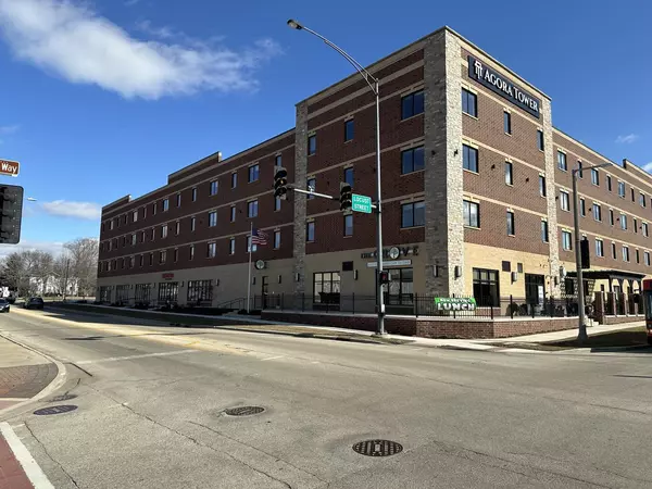 Dekalb, IL 60115,228 N 4th ST