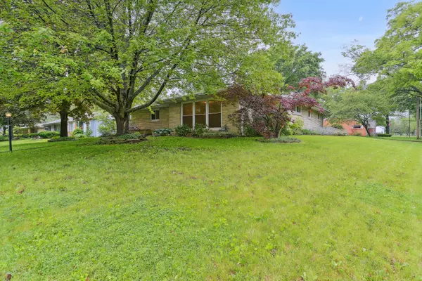 Champaign, IL 61821,1102 Lincolnshire DR