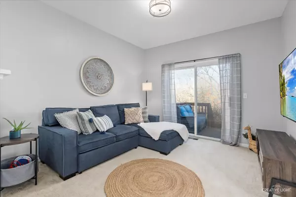 Aurora, IL 60502,443 Jamestown CT