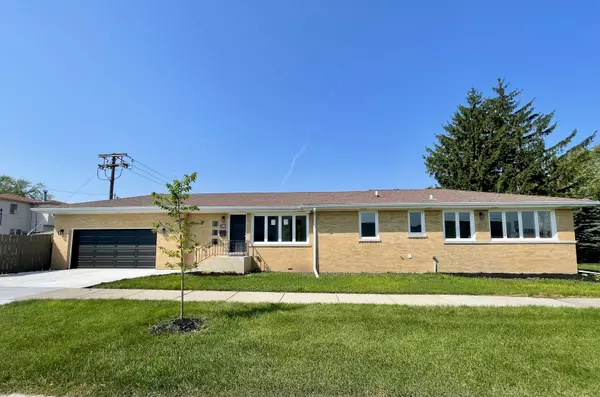 4900 N Oconto AVE, Harwood Heights, IL 60706