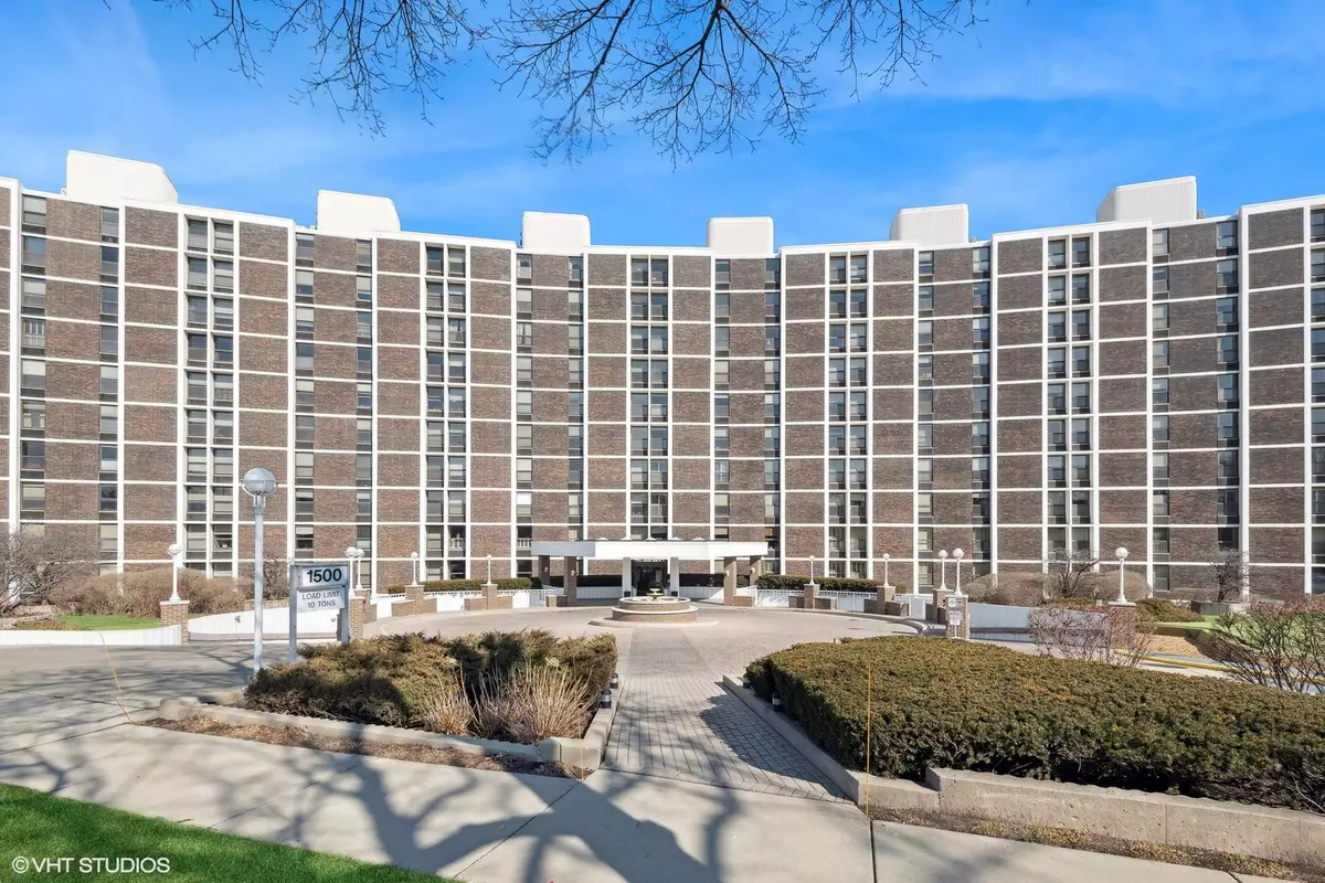 Wilmette, IL 60091,1500 Sheridan RD #6F