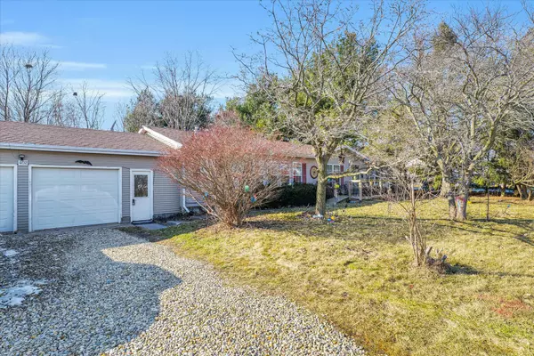 Bellflower, IL 61724,402 S STATE ST