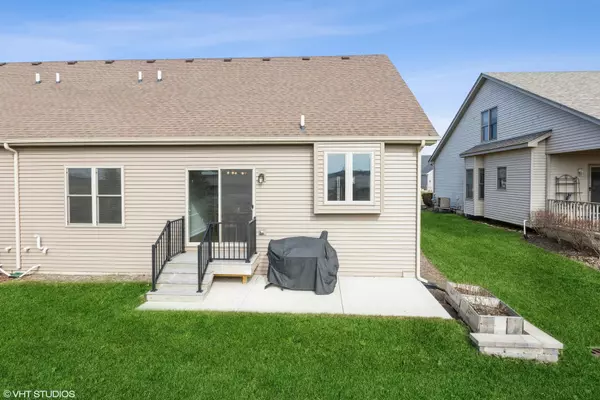 Oswego, IL 60543,528 Sudbury CIR