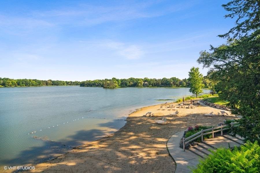 Lake Barrington, IL 60010,190 Old Barn RD