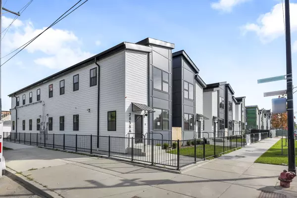 Chicago, IL 60612,2836 W Harrison ST #A