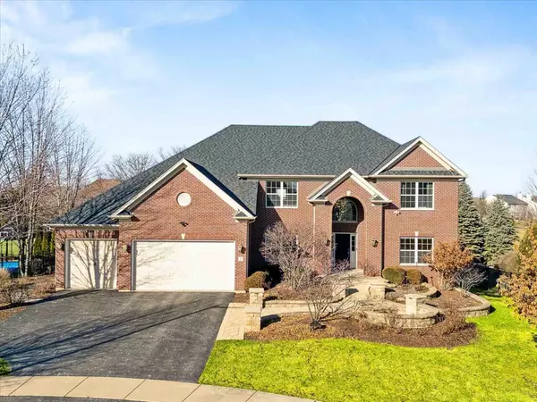 7 Heather CT, Bolingbrook, IL 60490