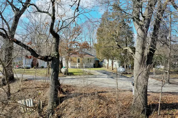 Momence, IL 60954,3320 N Apple AVE