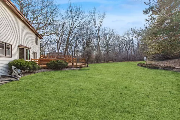 Libertyville, IL 60048,1865 Saddle Hill RD