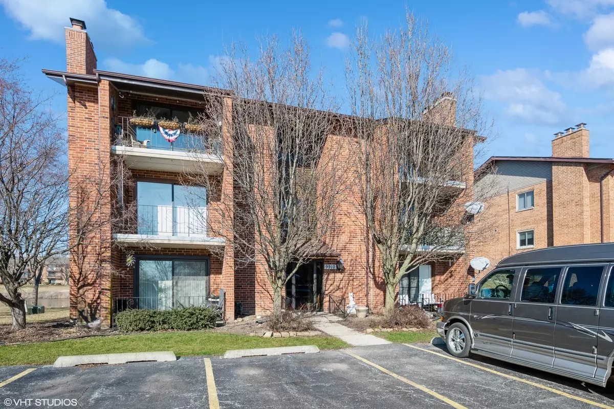 Orland Park, IL 60462,9910 Treetop DR #3E