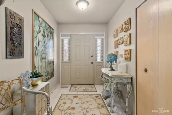 Aurora, IL 60506,2503 Briarwood CT