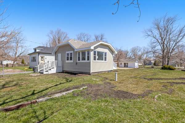 41669 N Dot PL, Antioch, IL 60002