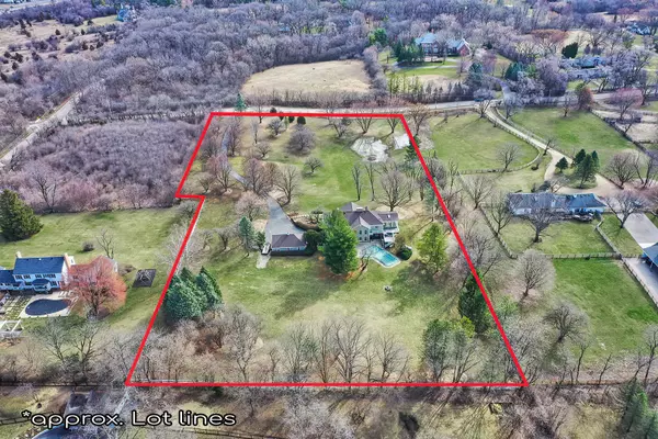 Barrington Hills, IL 60010,374 Ridge RD