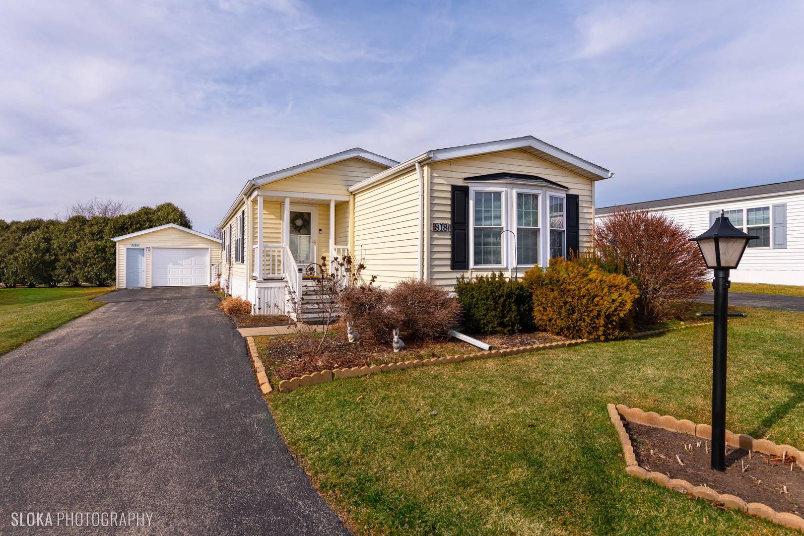 818 Cayuga TRL, Marengo, IL 60152