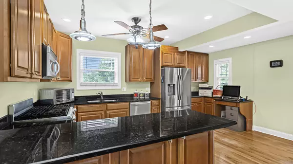 Oak Park, IL 60304,843 Wenonah AVE