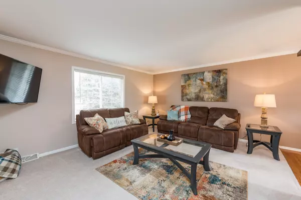 Beach Park, IL 60099,40020 N Adelphi AVE