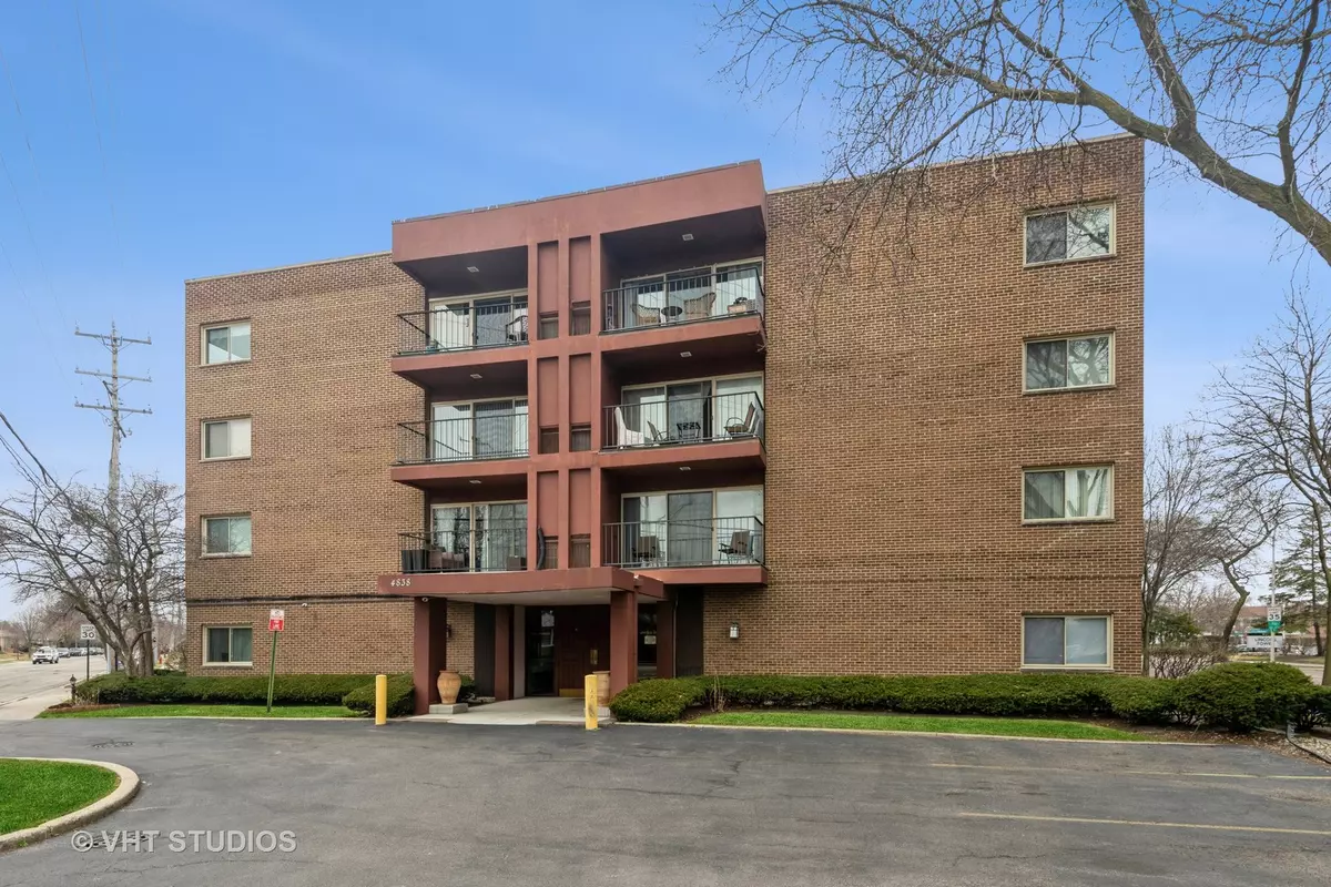 Skokie, IL 60077,4838 Howard ST #409