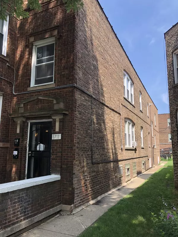 Chicago, IL 60617,8711 S Kingston AVE