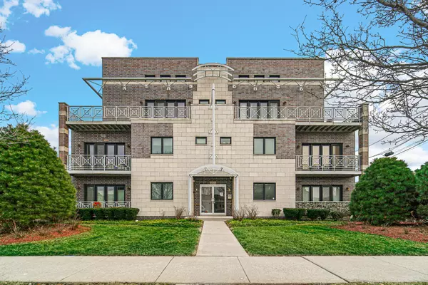 2521 N 76th AVE #2NW, Elmwood Park, IL 60707