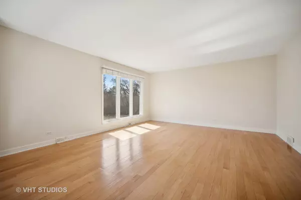 Northfield, IL 60093,1887 Willowview TER #1887